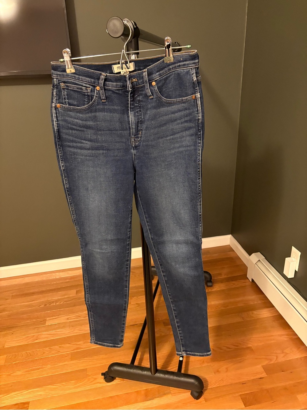 Madewell Skinny Jeans in Dark Blue Wash